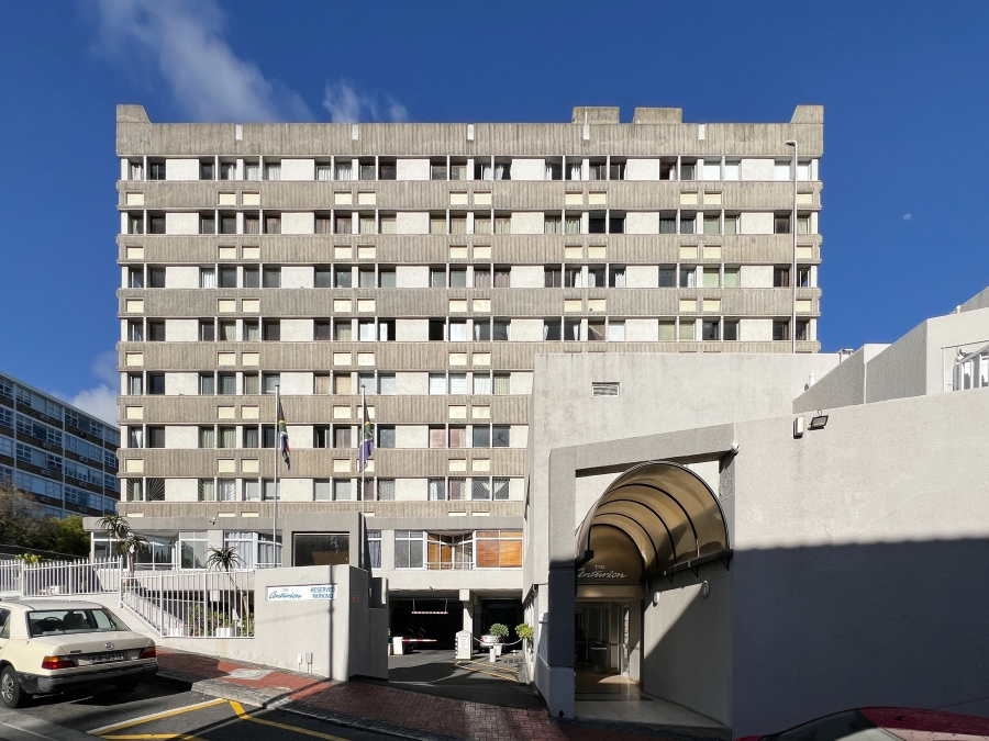 1 Bedroom Property for Sale in Sea Point Western Cape